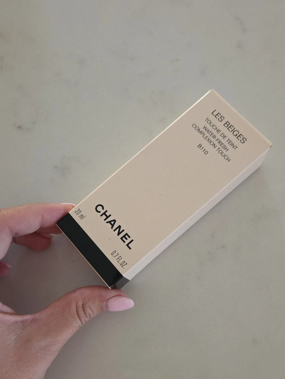 CHANEL Les Beiges Water-Fresh Complexion Touch Foundation B110 NIB 20ml